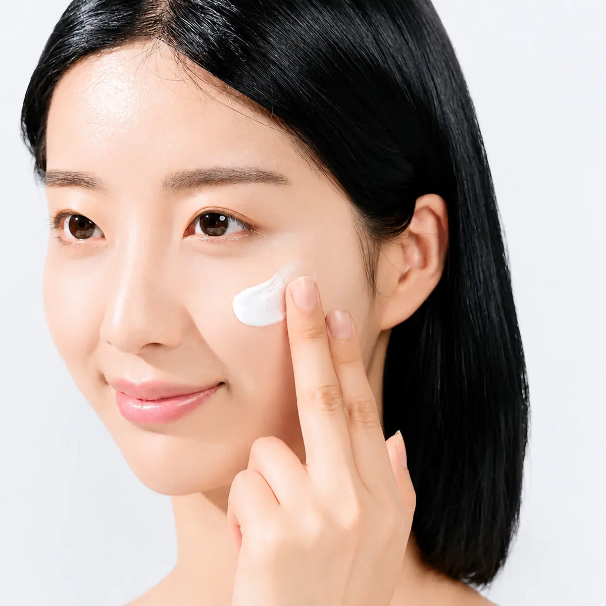 SKIN1004 - Madagascar Centella Hyalu-Cica Water-Fit Sun Serum SPF50+ PA++++ - 50 mL